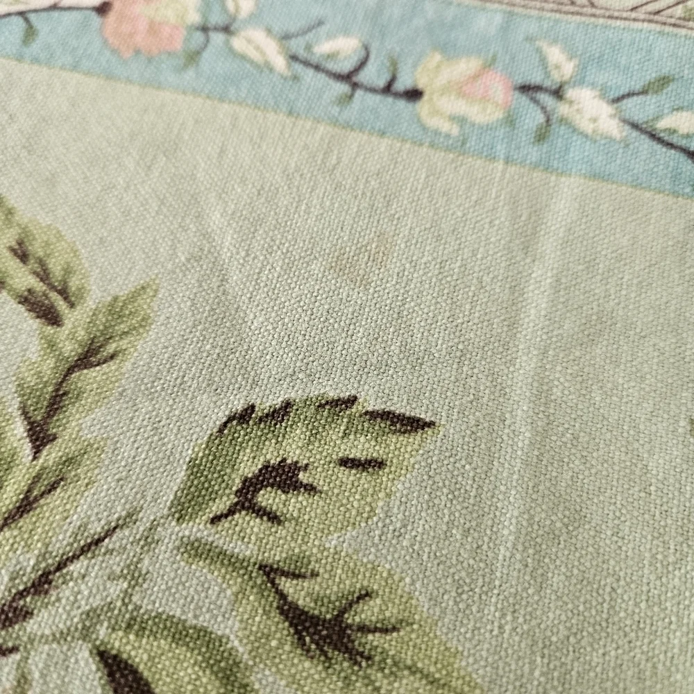 Handprint potpourri celadon